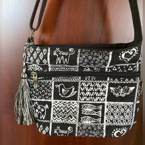 Laurel Burch Black and White Cats Animals Stamp Pattern Quilted Crossbody Purse